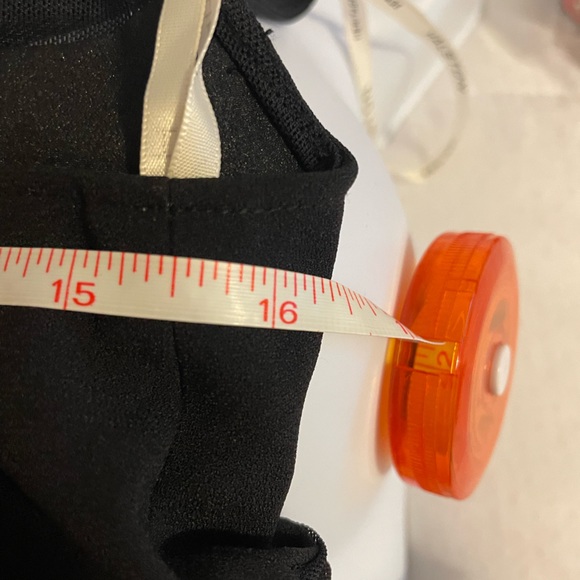 NWT Halston Heritage Women's size 2 Cap Sleeve semi sheer w/ floral embroidery - Picture 5 of 9